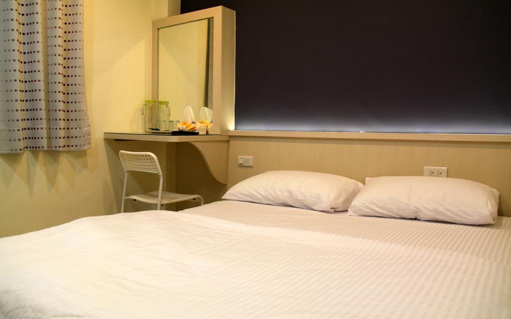 Haozhan B&B Taichung Exterior photo